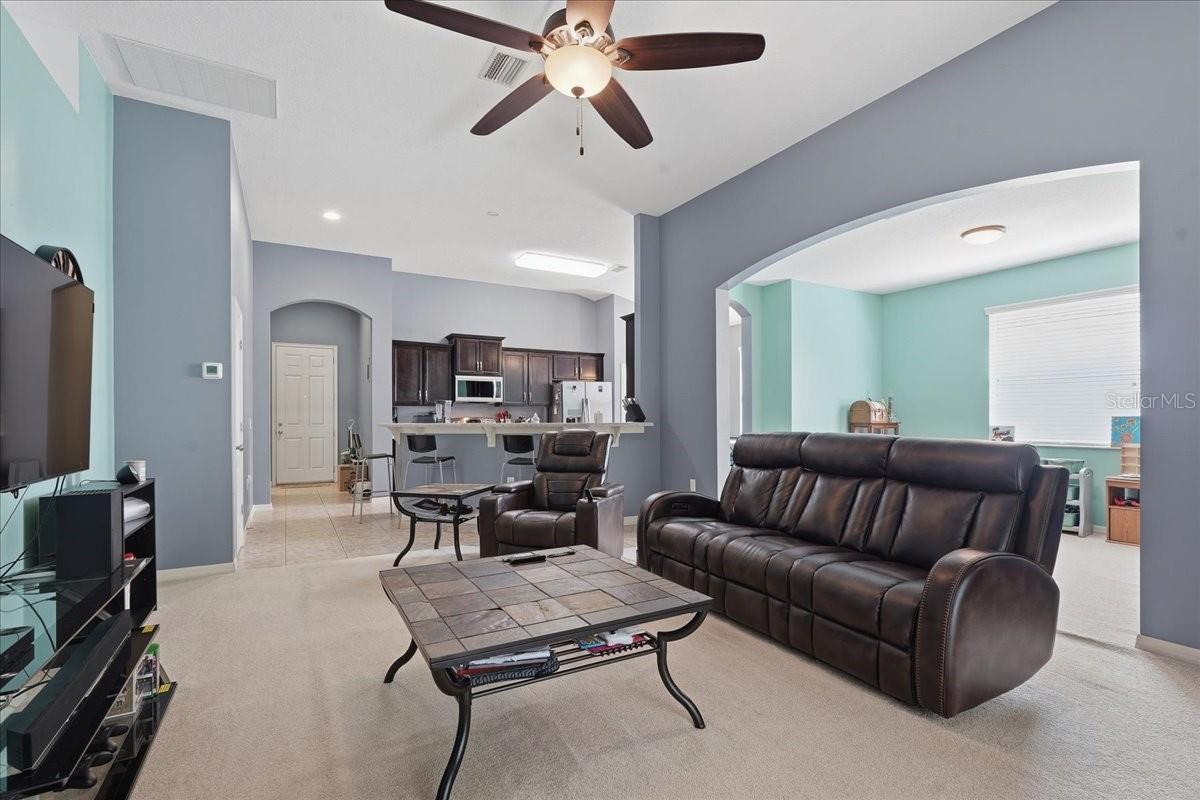 ASHTON OAKS - Residential