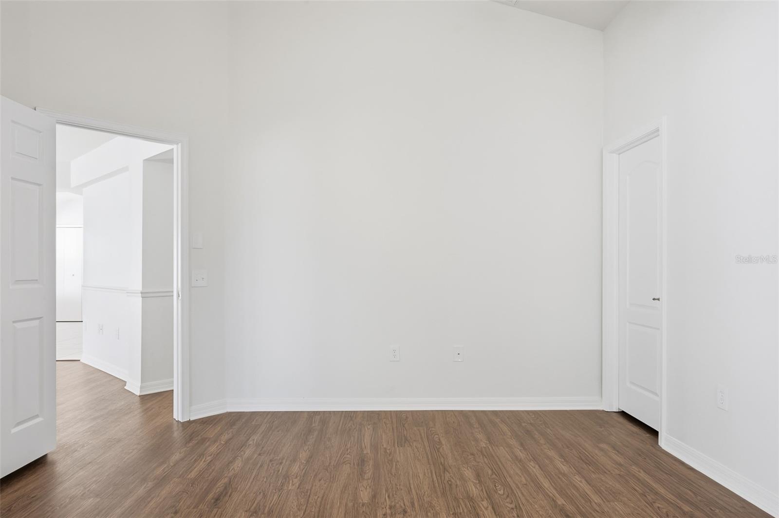 WELLINGTON NORTH AT BAY PARK - Residential