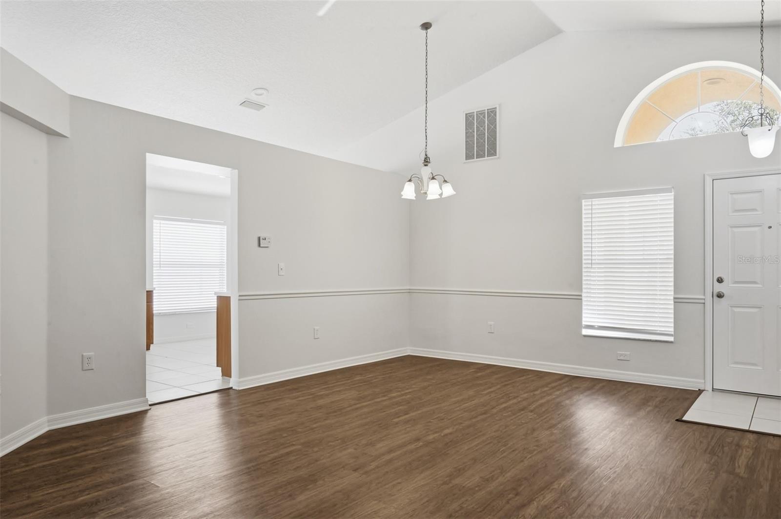 WELLINGTON NORTH AT BAY PARK - Residential