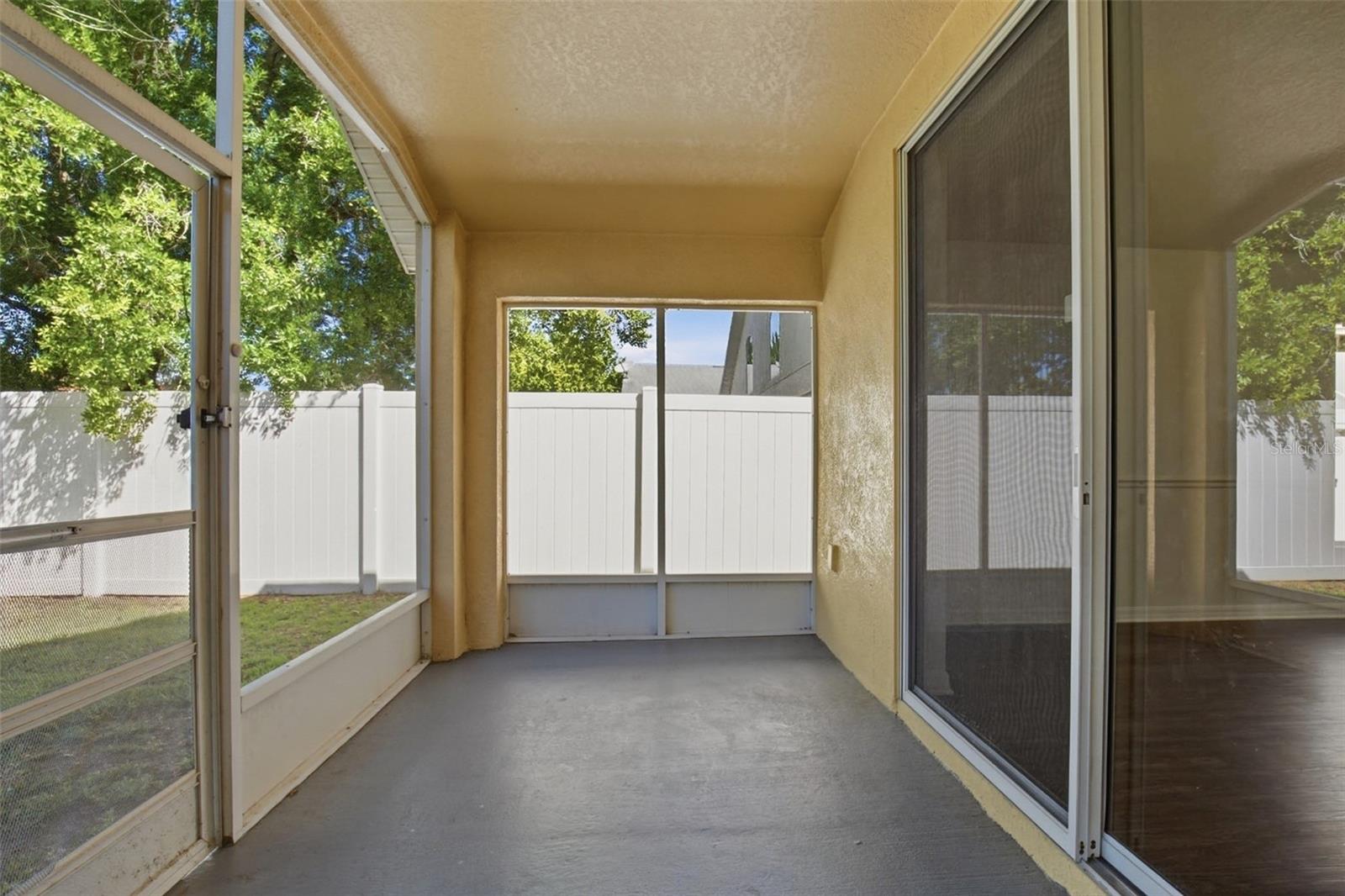 WELLINGTON NORTH AT BAY PARK - Residential