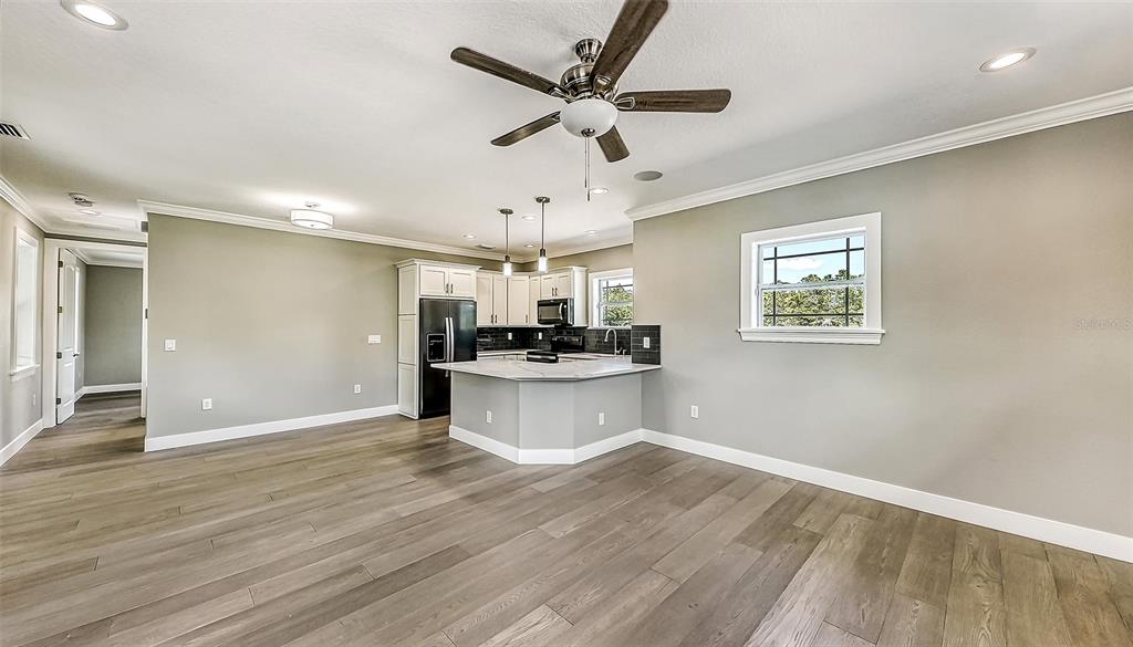 POMELLO PARK - Residential