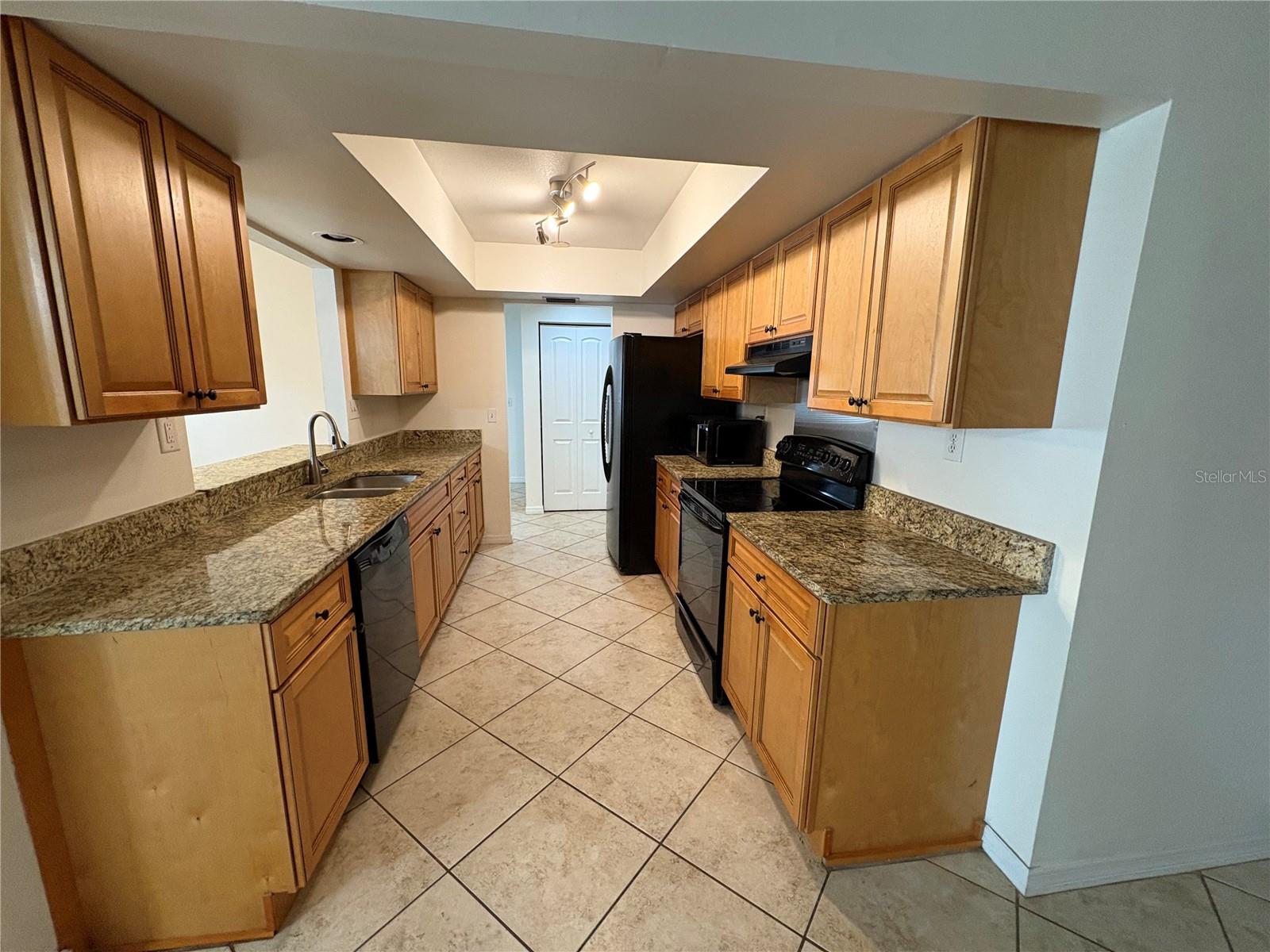 HARBOR WOODS - Residential Lease