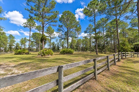 Tiny photo for 12931 SE 21st Place, Morriston, FL 32668 (MLS # GC544296)