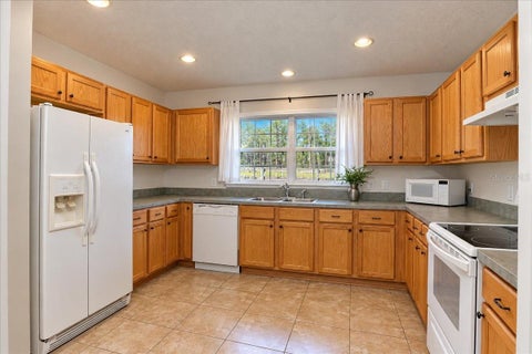 Tiny photo for 12931 SE 21st Place, Morriston, FL 32668 (MLS # GC544296)