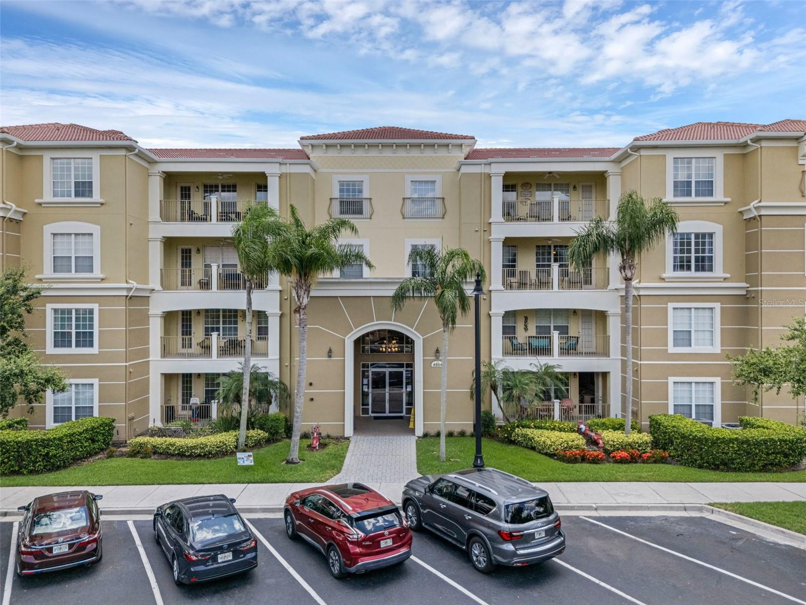 TURNKEY READY /PRIME LOCATION Across from Universal’s EPIC Universe!
Fully BOOKED THROUGH NOVEMBER, This beautifully furnished 2-bedroom, 2-bath condo with a den—easily convertible into a third bedroom—is an investor’s dream.Located in the highly sought-after gated community of Vista Cay, this unit offers elevator access and unbeatable proximity to Orlando’s top attractions including the $6+ Billion EPIC Universe theme park, Orange County Convention Center, International Drive, Orlando eye, SeaWorld, Universal Studios, Disney, and the Orlando International Airport.
Whether you're seeking a primary residence, vacation getaway, or high-performing short-term rental, this unit delivers unmatched flexibility with no rental restrictions — rent daily, weekly, monthly, or yearly. Owner-occupants and investors are welcome, and you can choose any property management company you prefer.
FULLY FURNISHED & EQUIPPED – TURNKEY SHORT-TERM RENTAL APPROVED – Zoned for daily rentals in Orange County STRONG ROI POTENTIAL – Low overhead: HOA includes water, cable, internet, trash, and resort amenities MODERN INTERIOR – Stainless steel appliances and a stylish, spacious layout HIGH DEMAND YEAR-ROUND – Limited competition in this legal STR zone
The resort-style amenities are second to none:? Brand new pool and bar just added,3 resort pools, including a lake view pool,2 poolside bars, BBQ areas, splash pad & water features.Full basketball court, fitness center, playground & game room.2-mile lakeside walking trail perfect for morning strolls
This unit is a rare find in one of Orlando’s fastest-growing vacation rental markets. With a motivated seller ready to close and bookings secured through the busy season, it’s the perfect time to invest in a property that works for you from Day One!