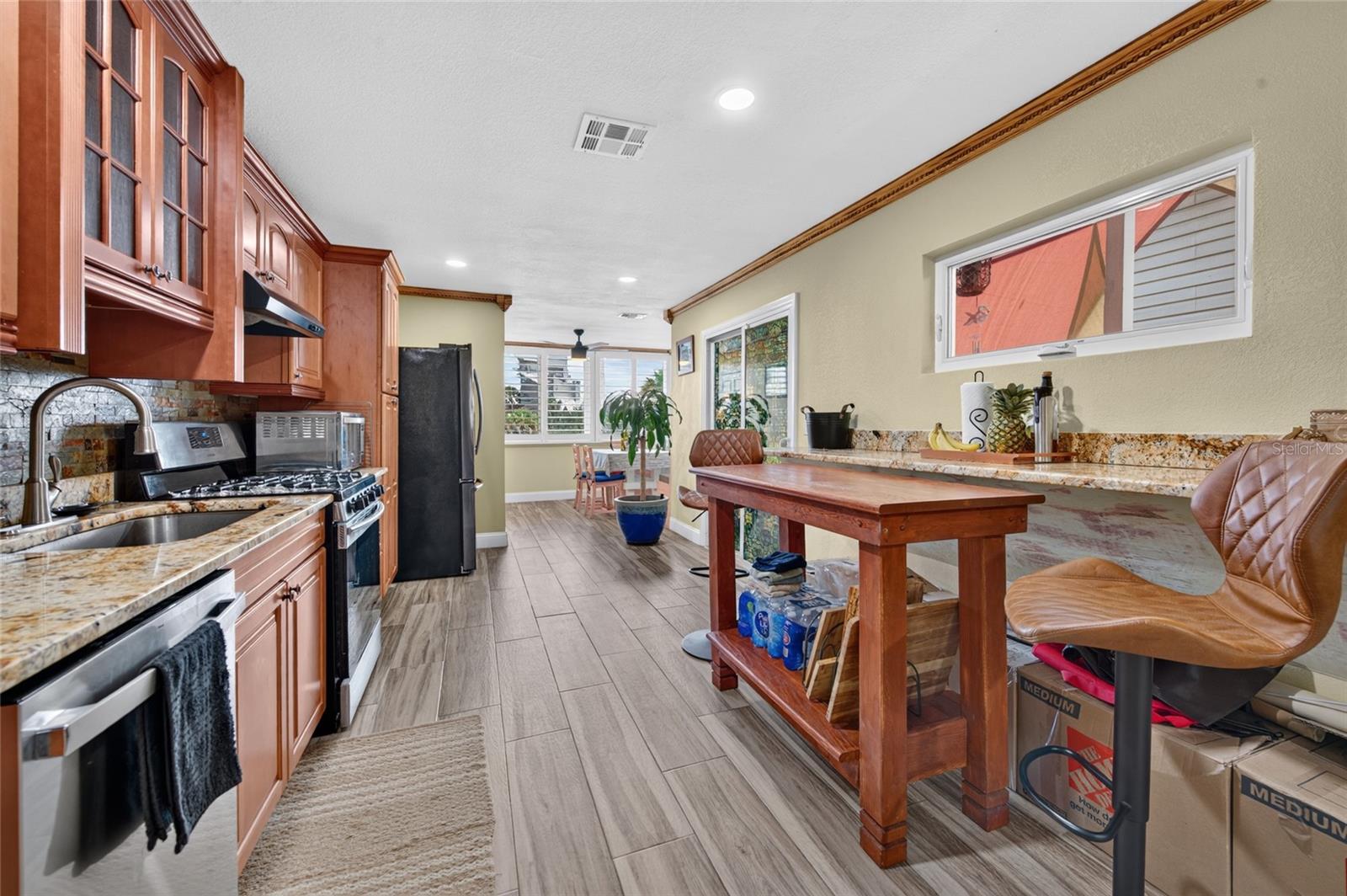 881 CATFISH AVENUE
