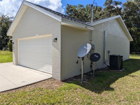 A home in OCKLAWAHA