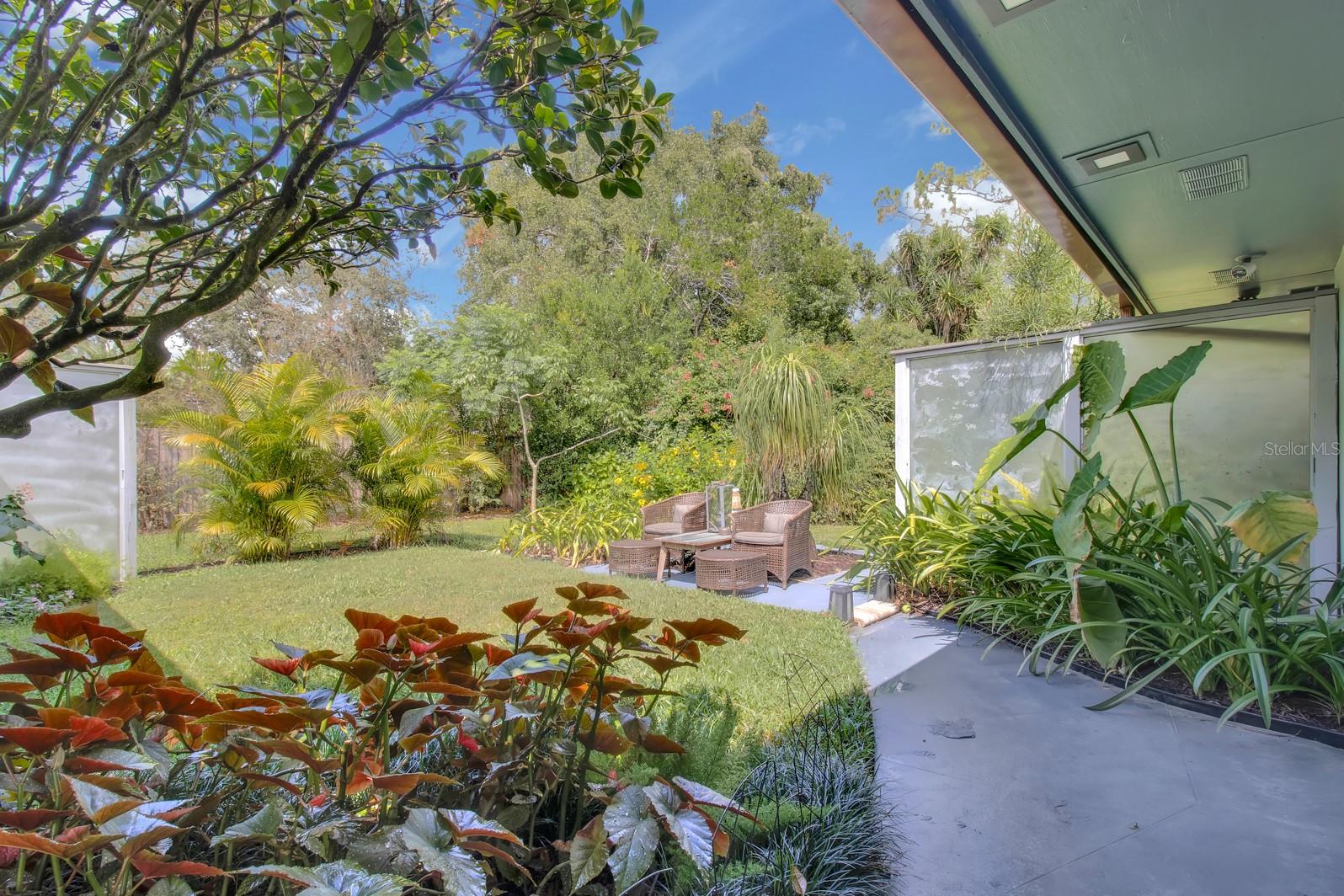 SWEETWATER OAKS - Residential