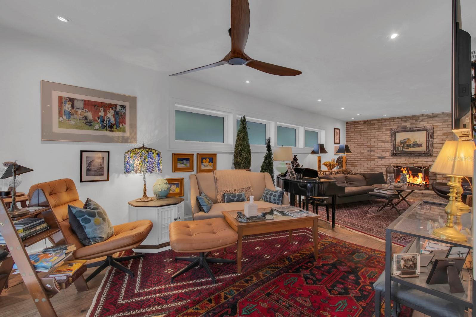 SWEETWATER OAKS - Residential