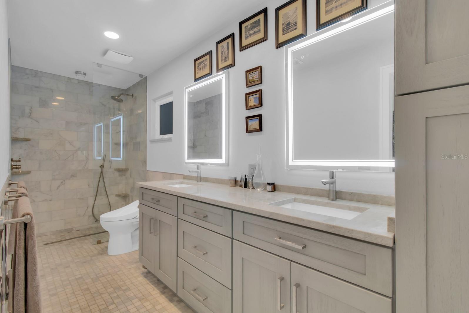 SWEETWATER OAKS - Residential