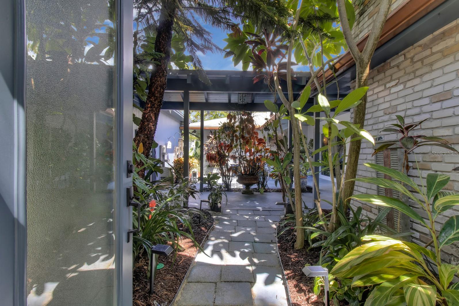 SWEETWATER OAKS - Residential