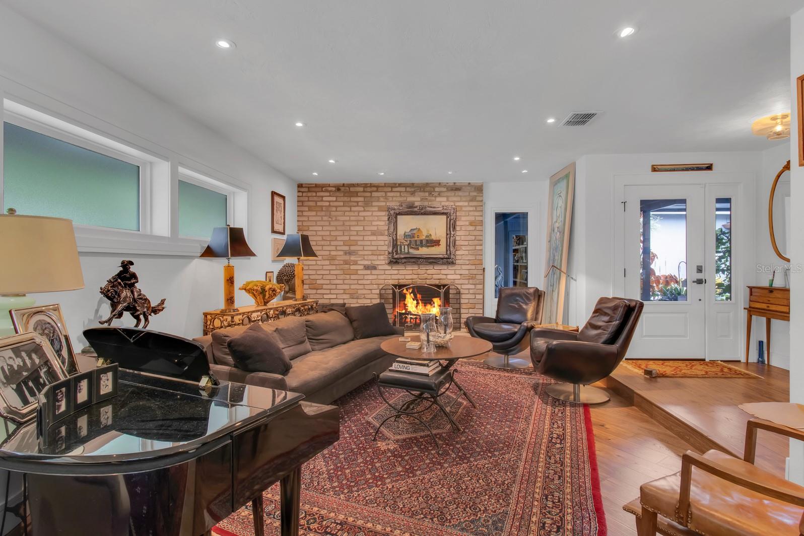 SWEETWATER OAKS - Residential