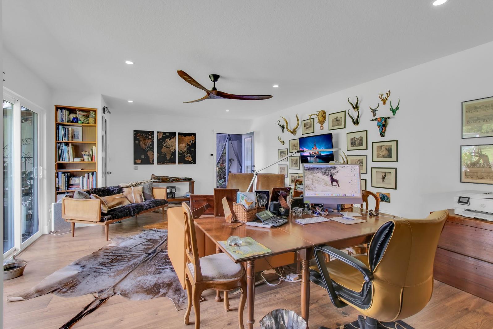 SWEETWATER OAKS - Residential