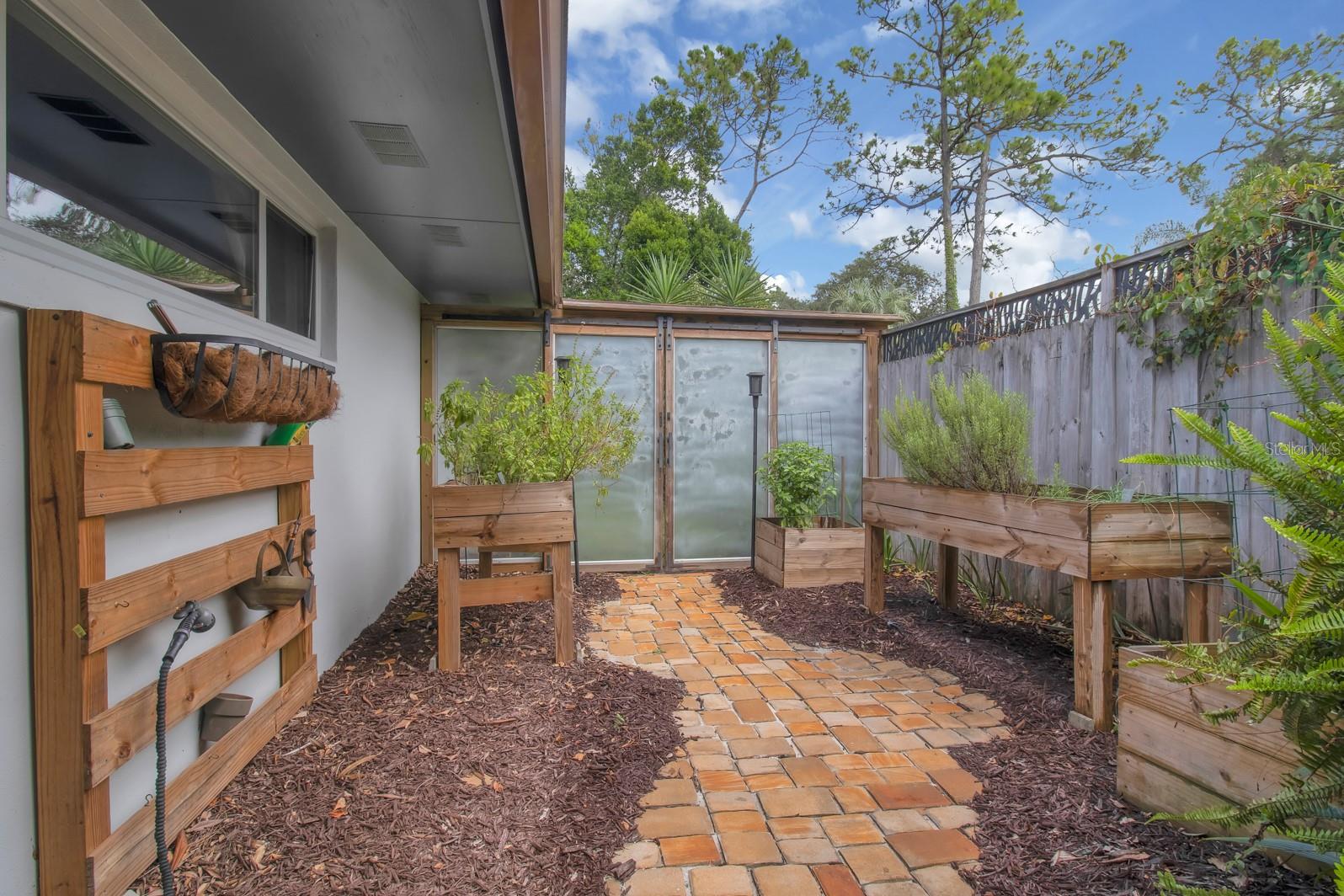 SWEETWATER OAKS - Residential