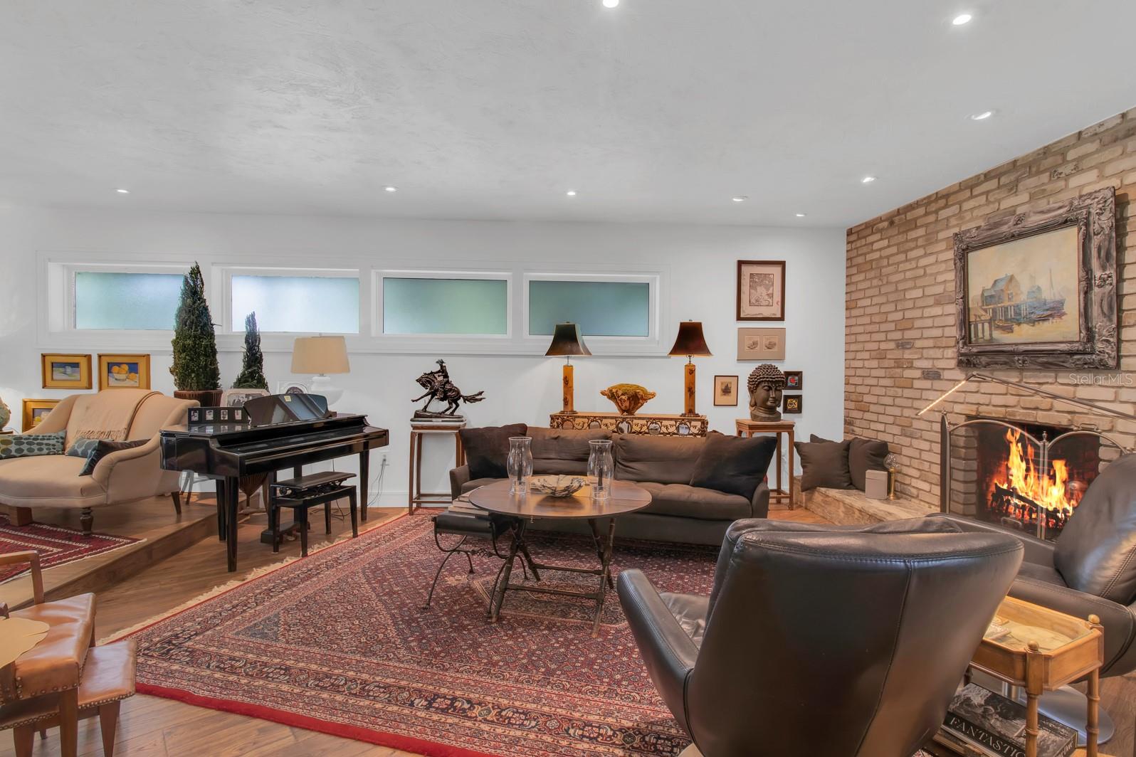 SWEETWATER OAKS - Residential