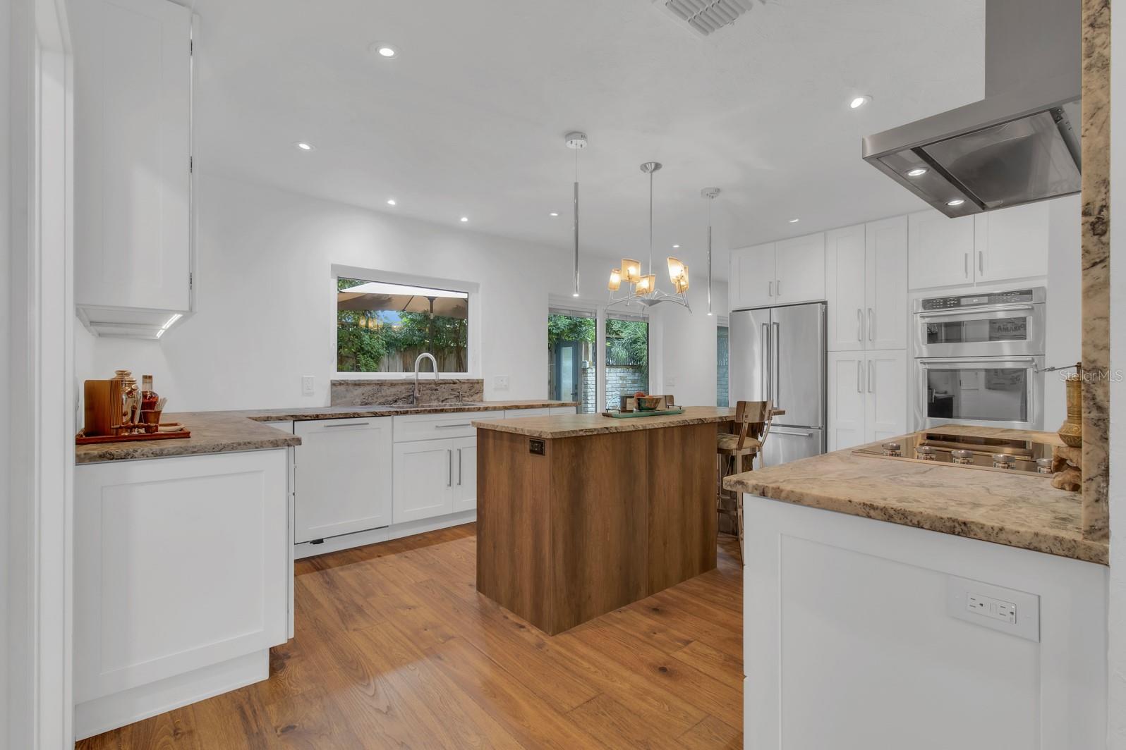 SWEETWATER OAKS - Residential