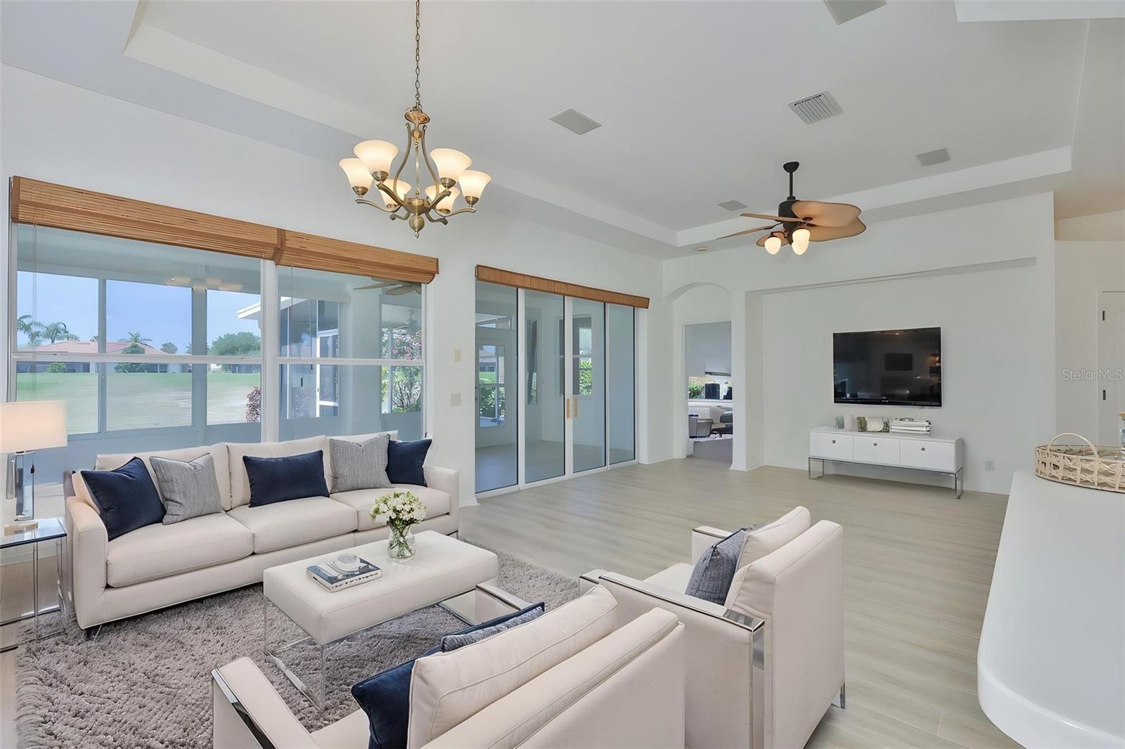 SUN CITY CENTER UNIT 264 PH - Residential