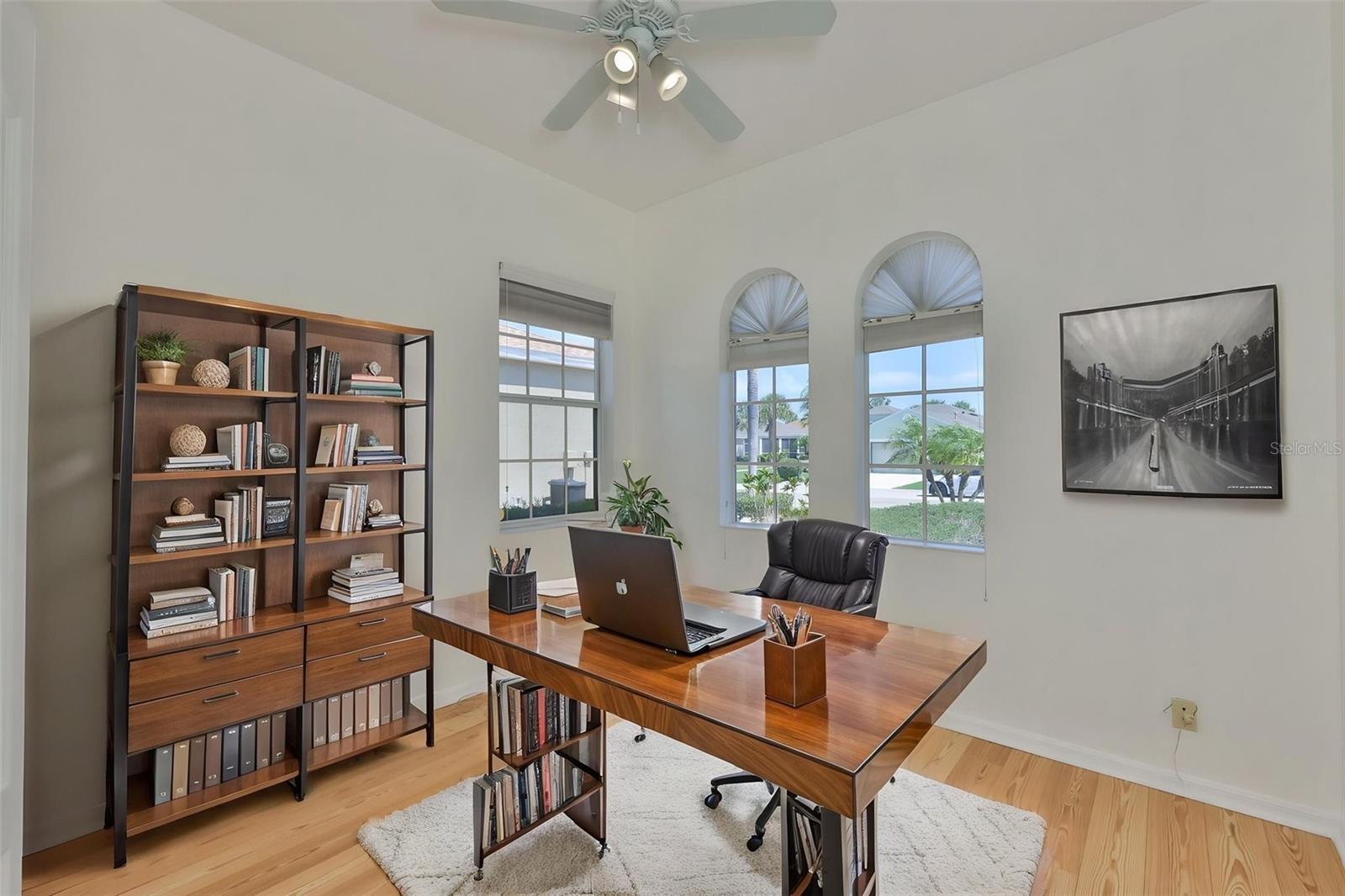 SUN CITY CENTER UNIT 264 PH - Residential