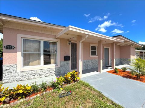 Photo of 4919 Indialantic Drive, Orlando, FL 32808 (MLS # O6337375)