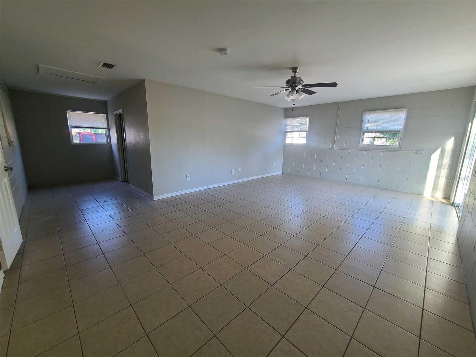 3217 DEERFIELD DRIVE