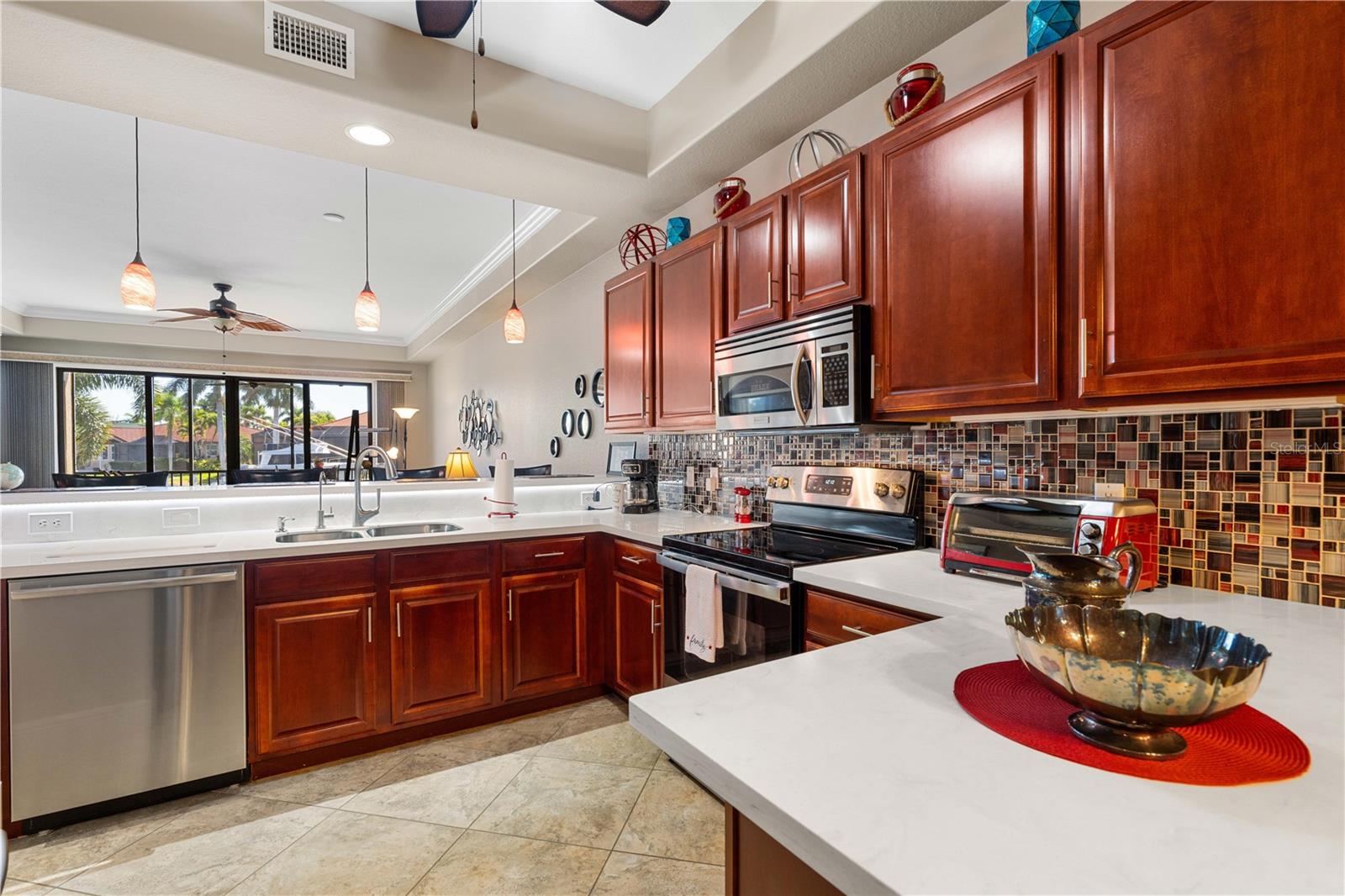 GRAND BAY CONDO - Residential