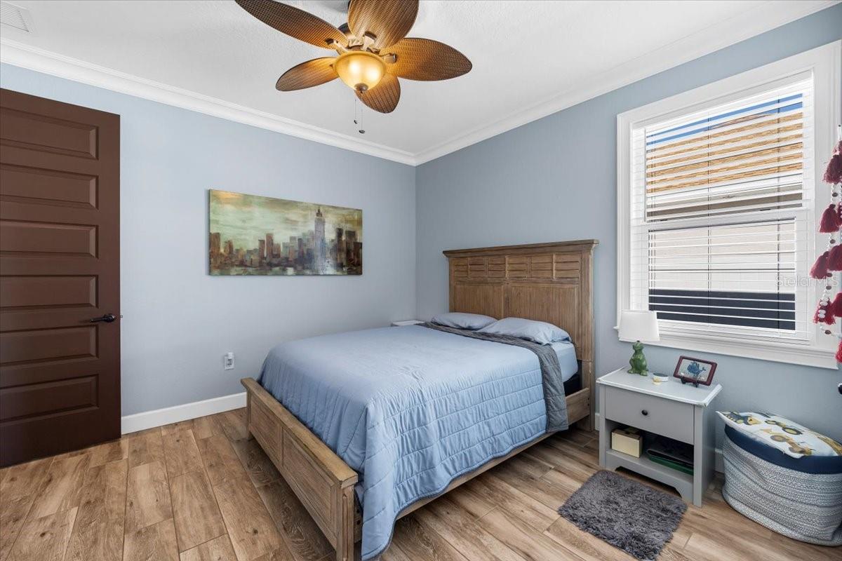 04 FAIRWAYS - Residential