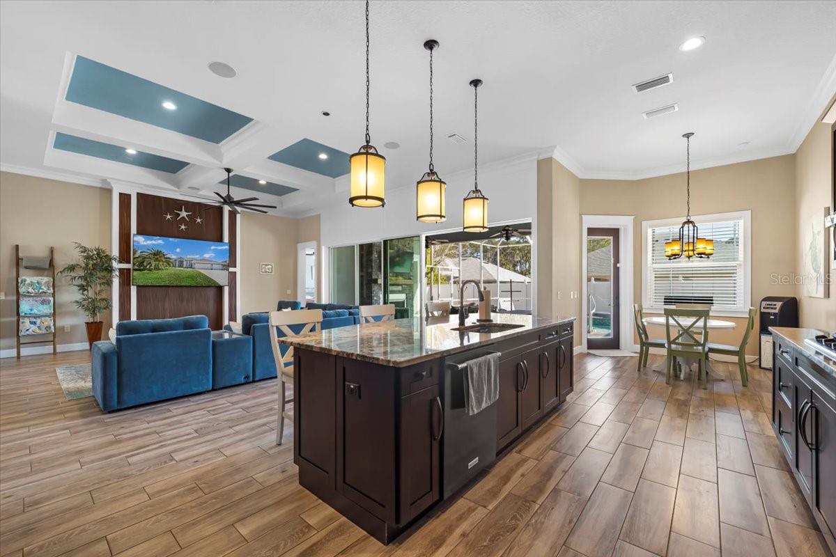 04 FAIRWAYS - Residential