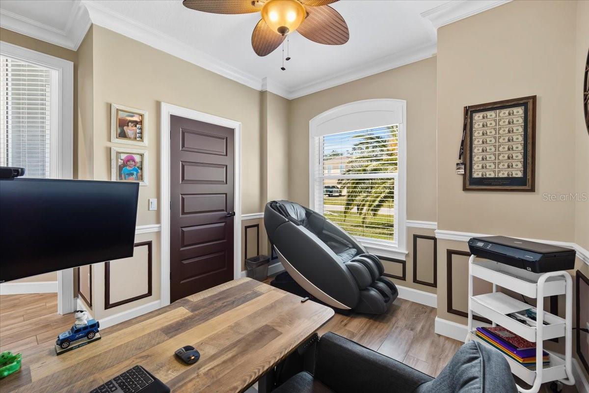 04 FAIRWAYS - Residential