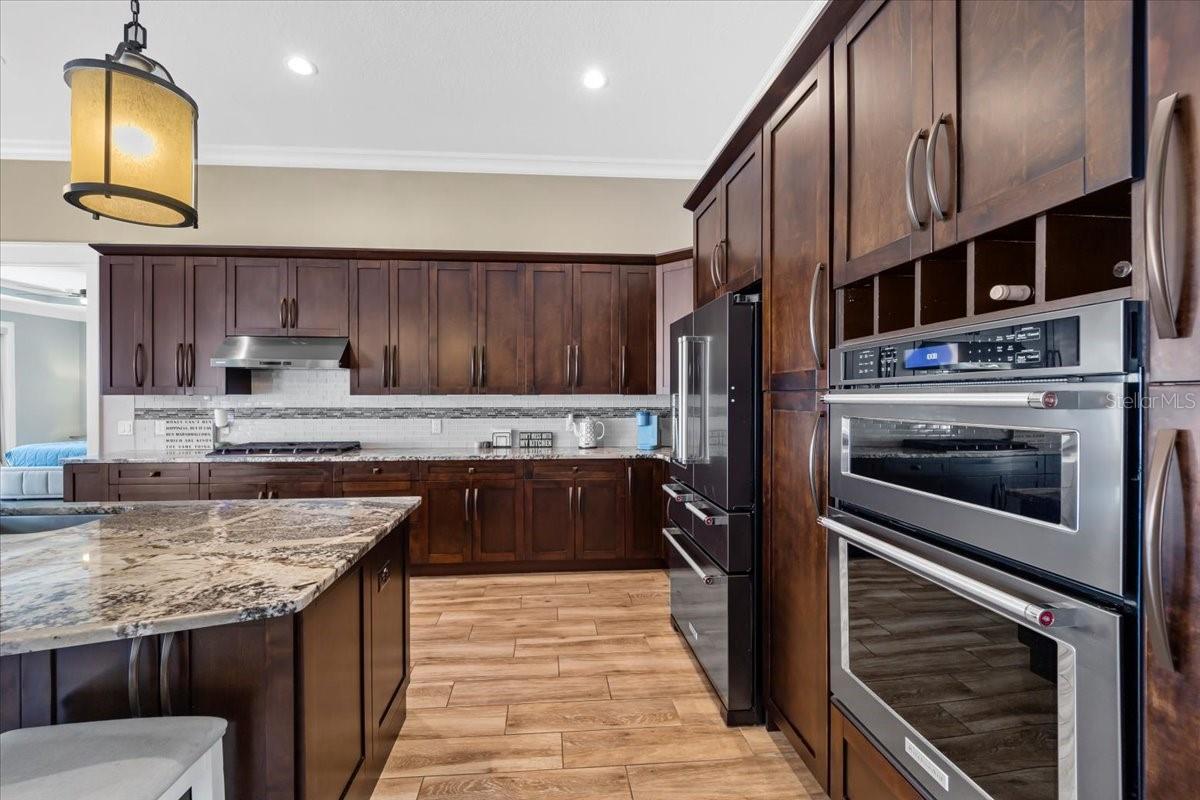 04 FAIRWAYS - Residential