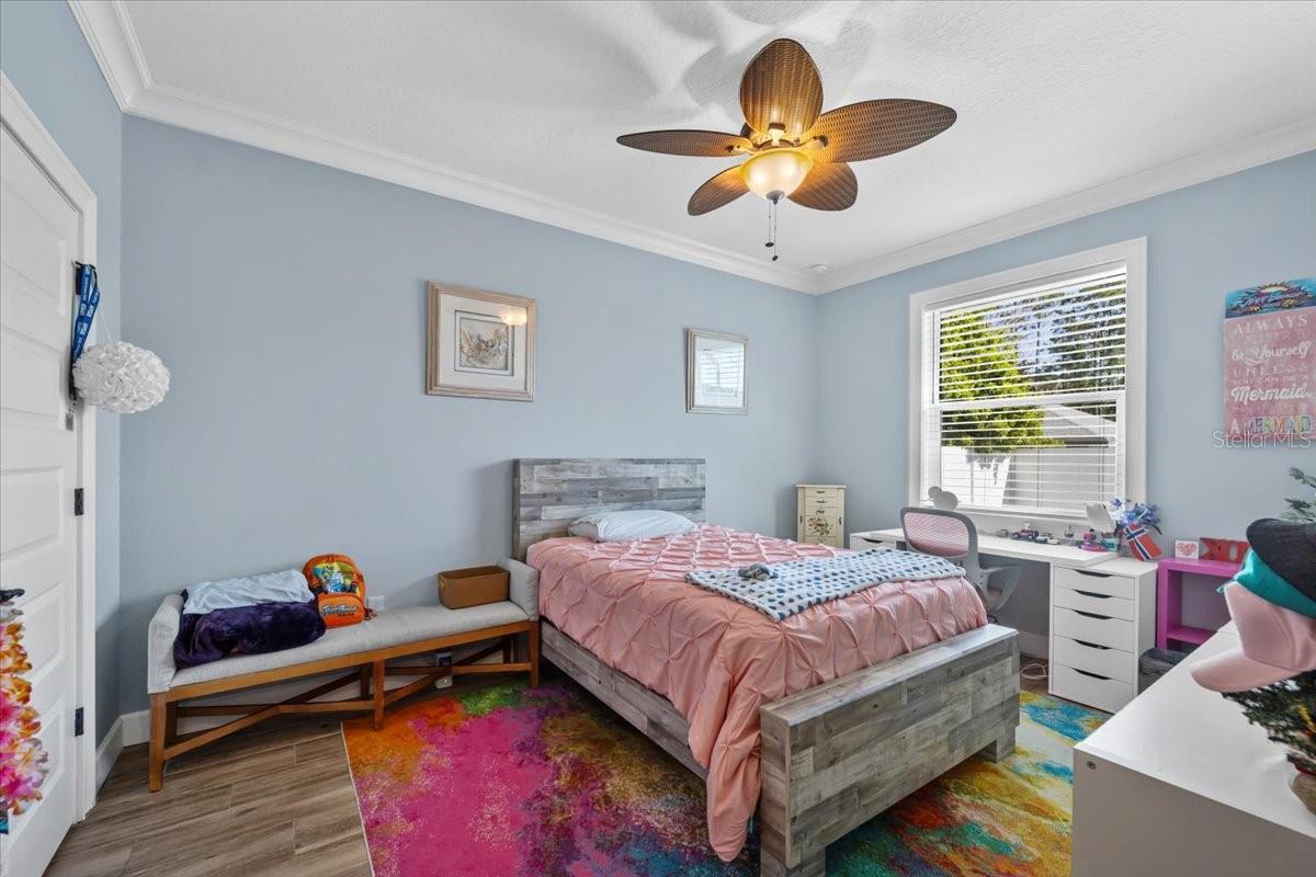 04 FAIRWAYS - Residential