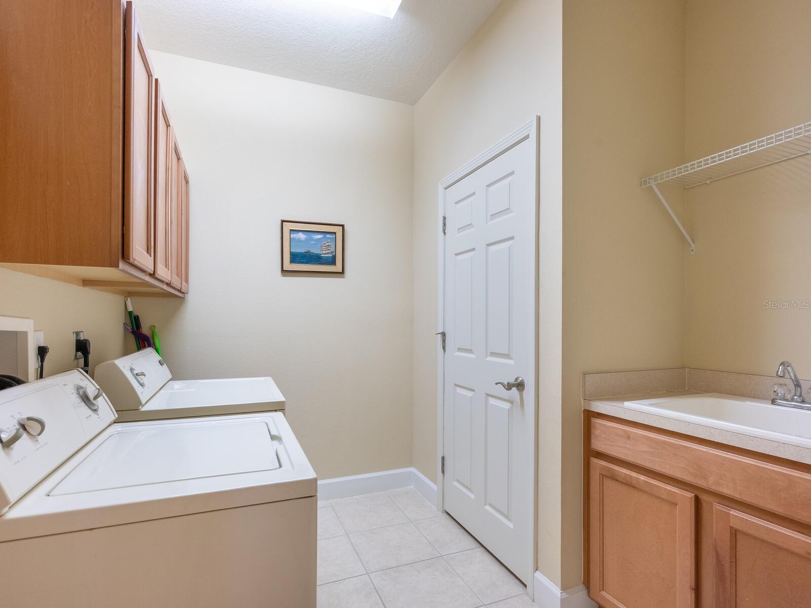 VENETIAN FALLS PH 1 - Residential