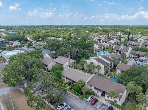 8636 TAHOE COURT 11 TAMPA FL 33614