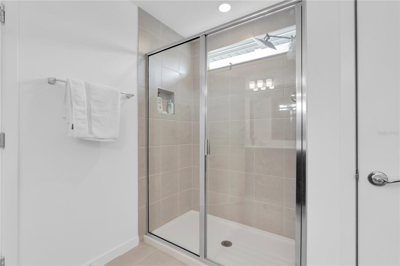 VALLEYBROOK - Residential