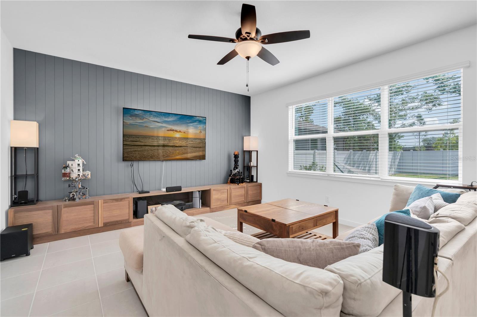 VALLEYBROOK - Residential