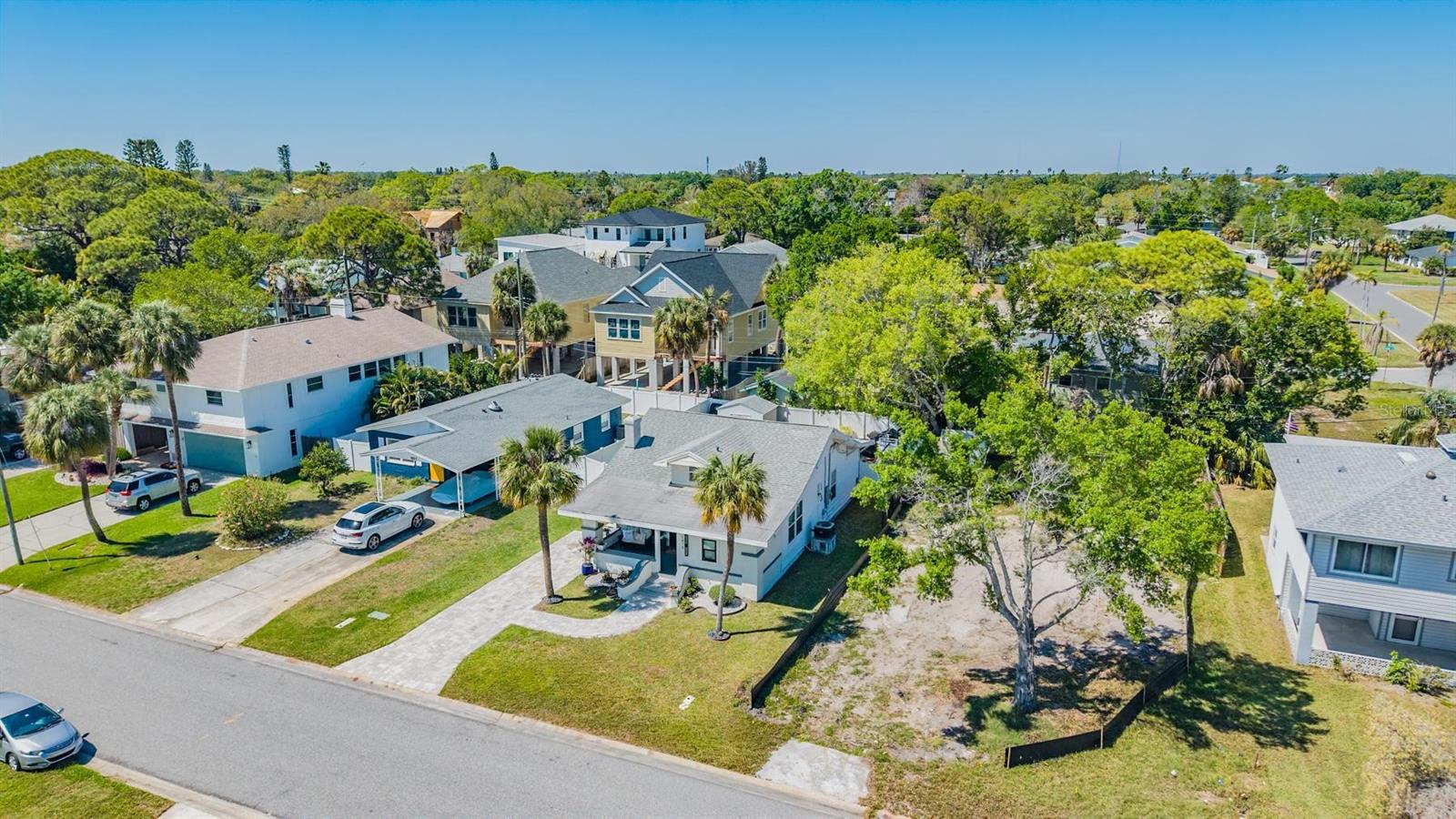 1875 MICHIGAN AVENUE NE