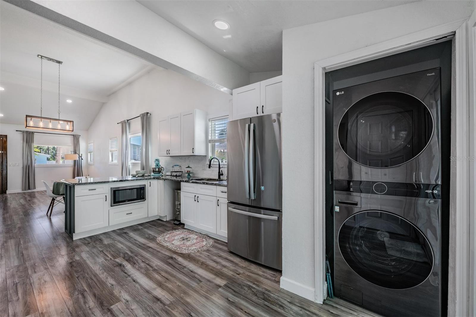 SHOREACRES CENTER BLK 5, LOT 16 - Residential