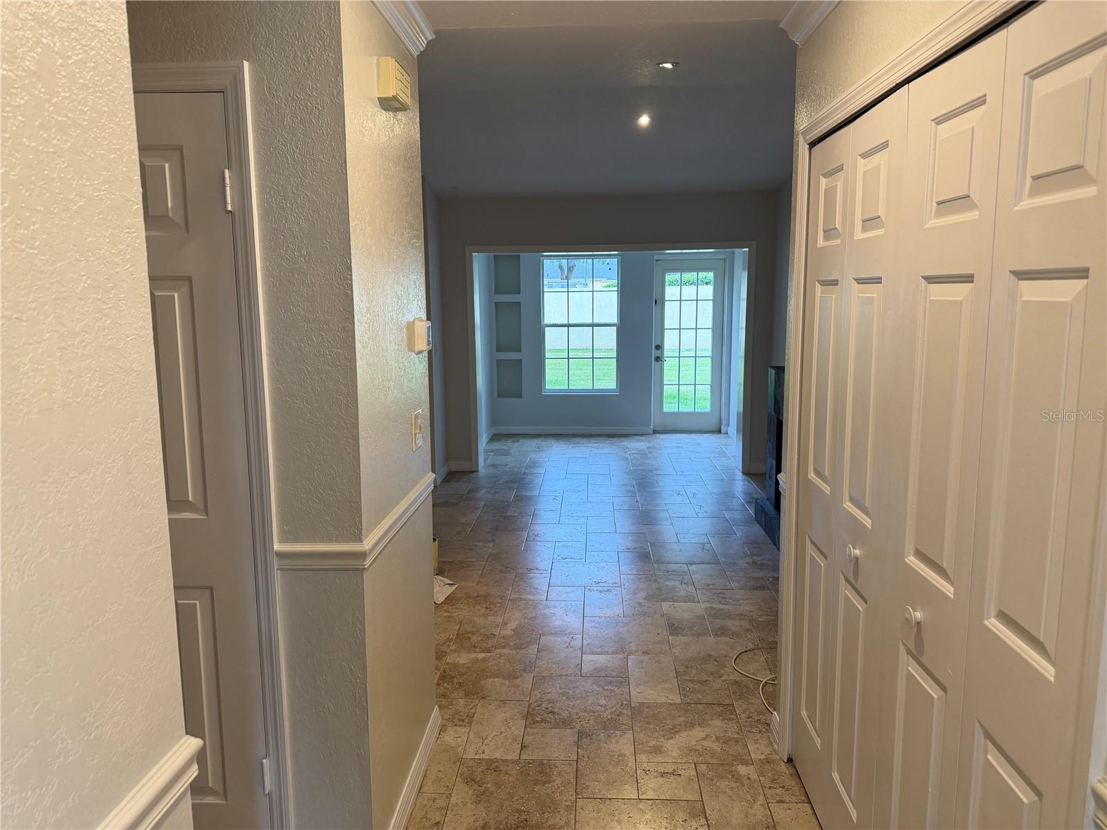 RIVER OAKS CONDO PH 01 - Residential Lease