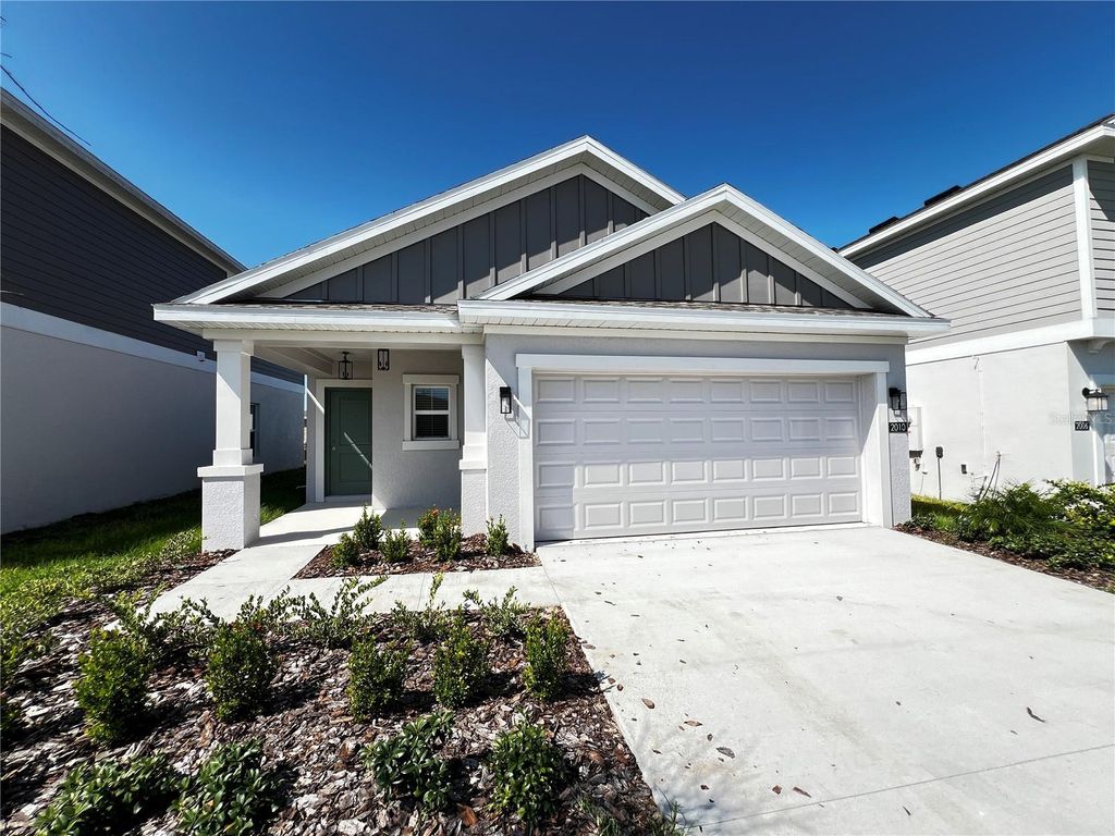 Photo of 2010 Punch Bowl Avenue, Davenport, FL 33837 (MLS # O6396727)