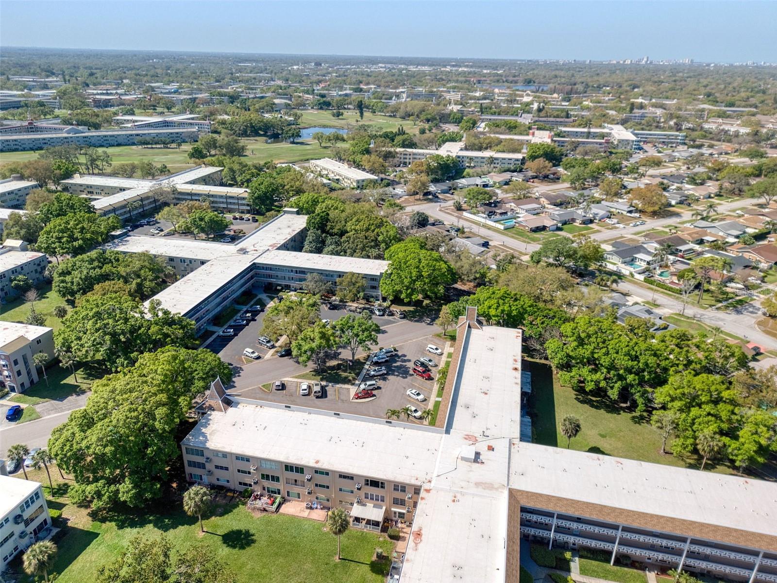 ON TOP OF THE WORLD - Residential