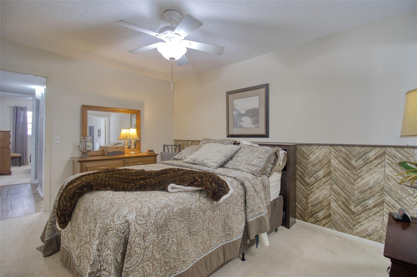 ON TOP OF THE WORLD - Residential