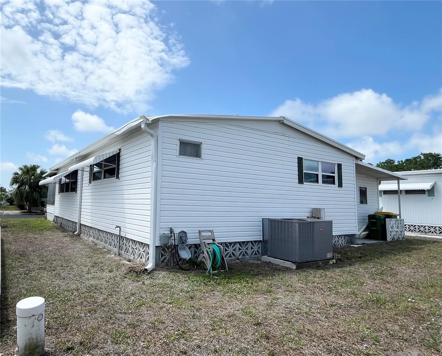 OAKWOOD MANOR - Residential