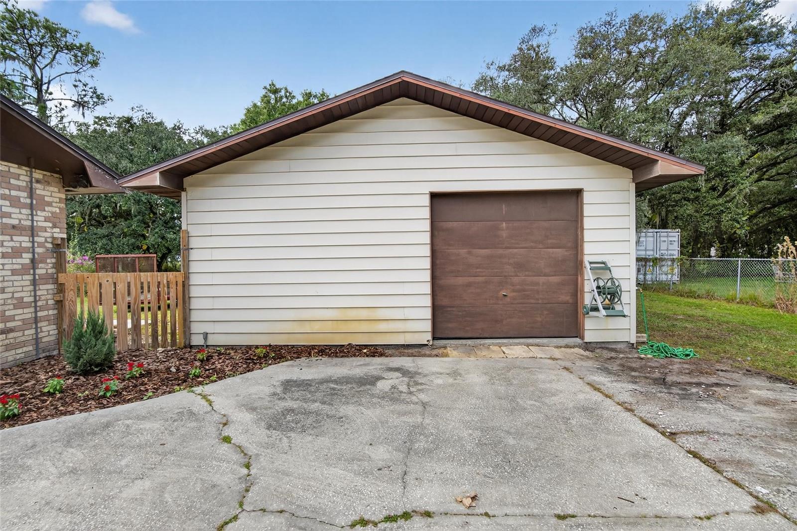 UNPLATTED - Residential