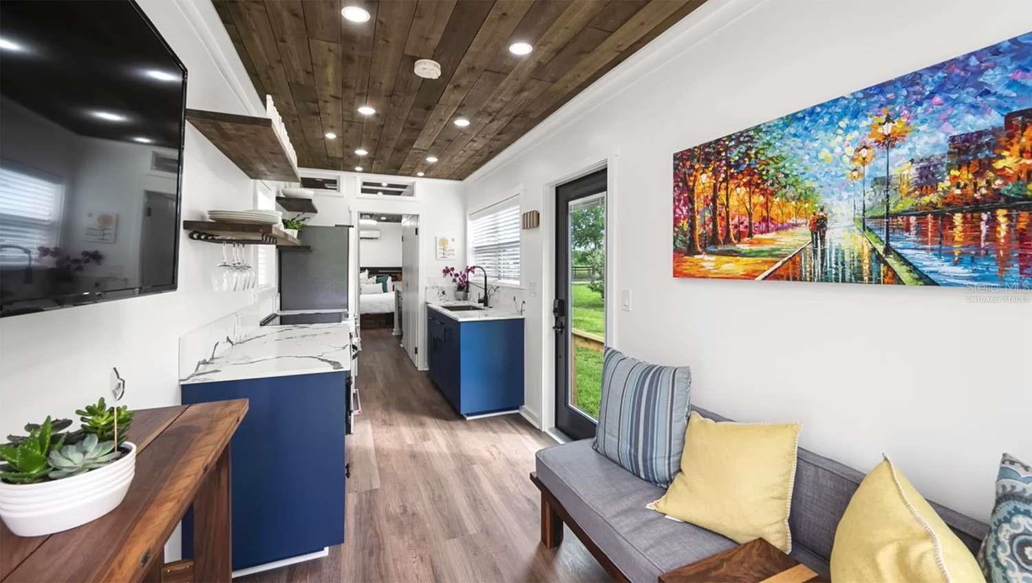 HAINES ROAD FARMS - Residential Lease