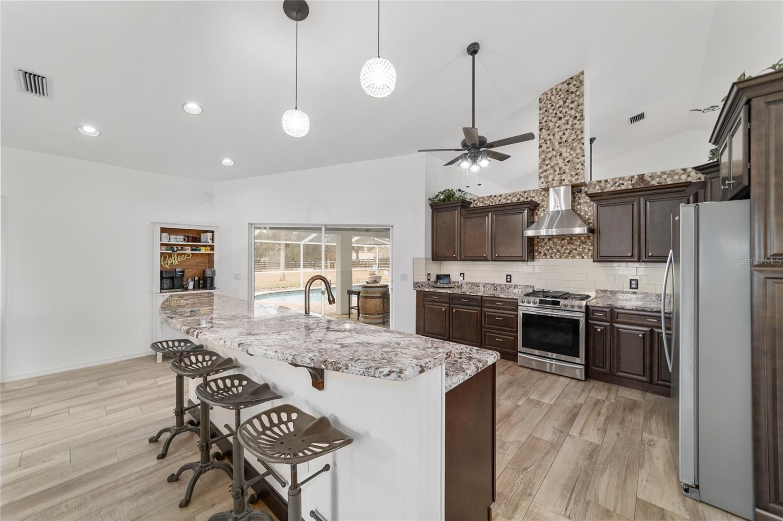 SILVER MEADOWS - Residential