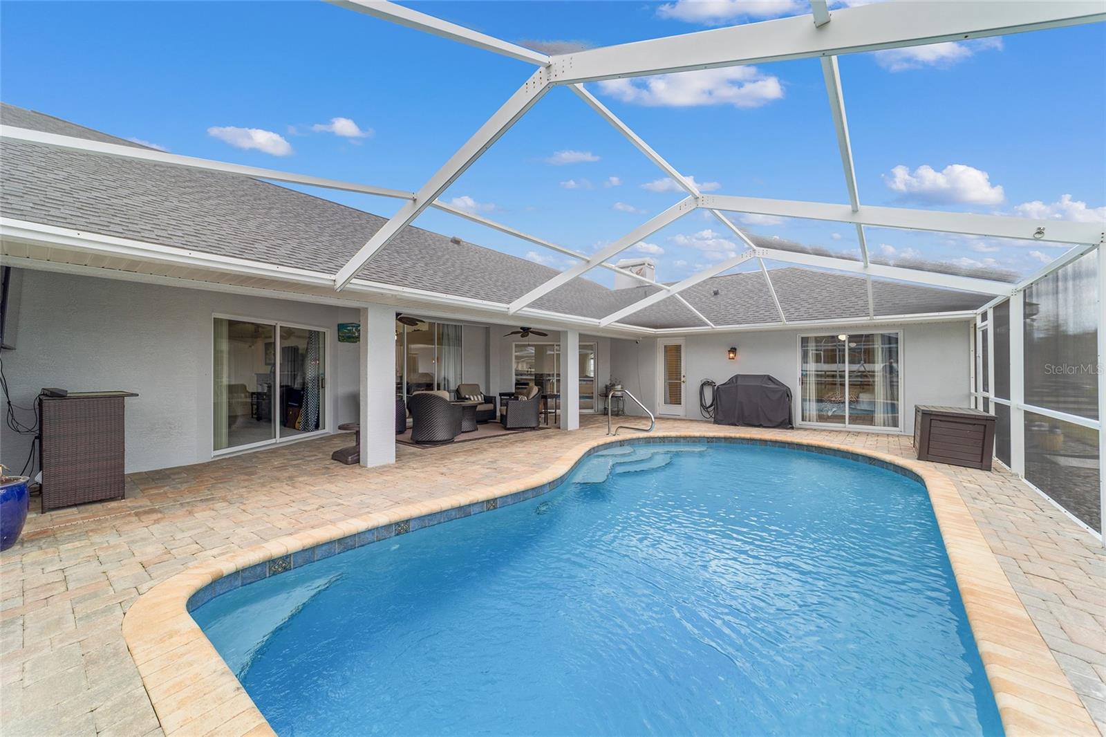 SILVER MEADOWS - Residential