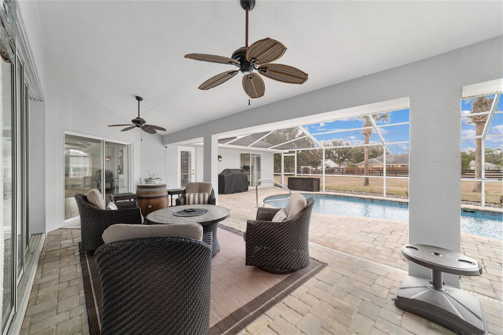 SILVER MEADOWS - Residential