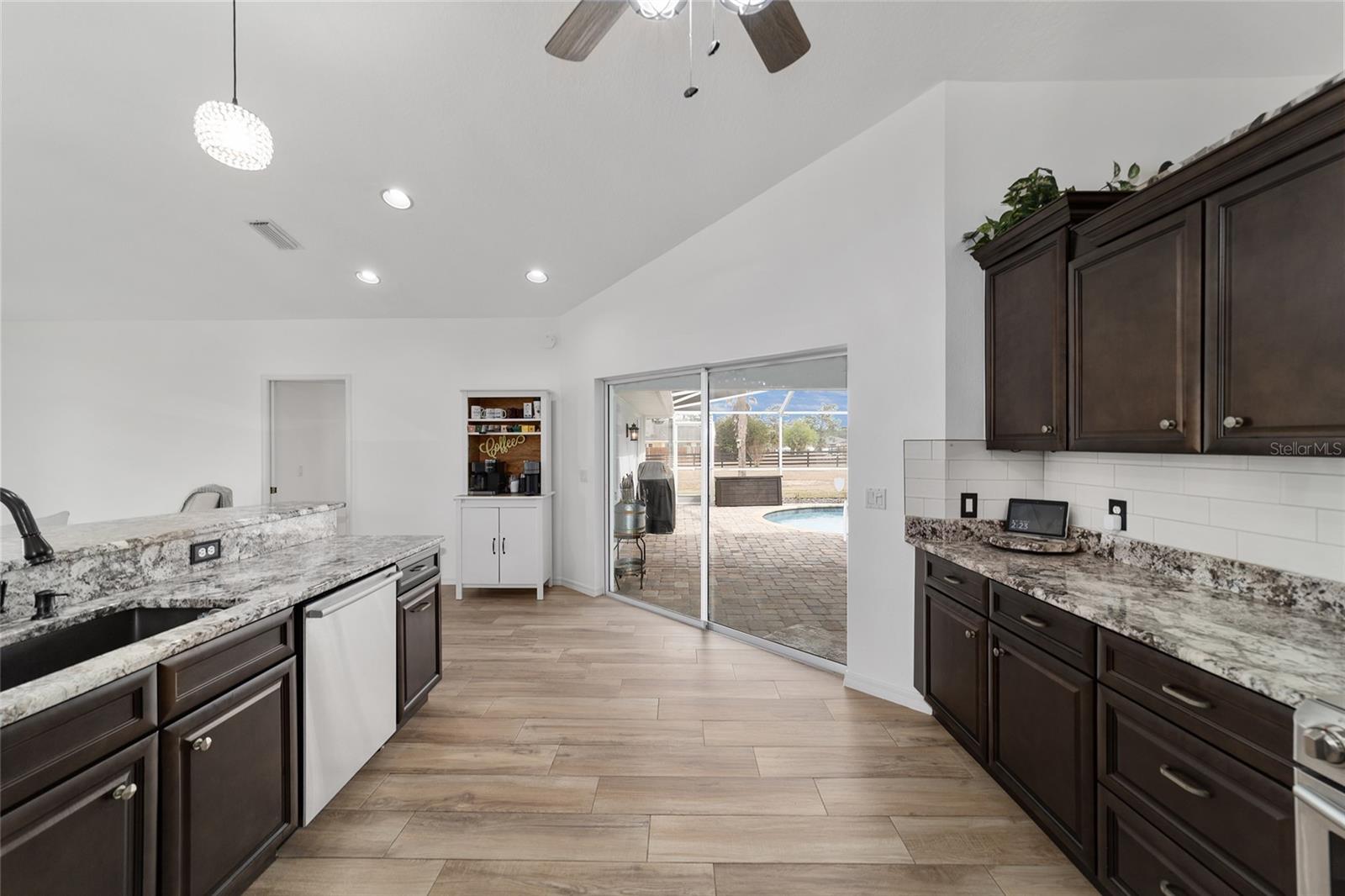 SILVER MEADOWS - Residential