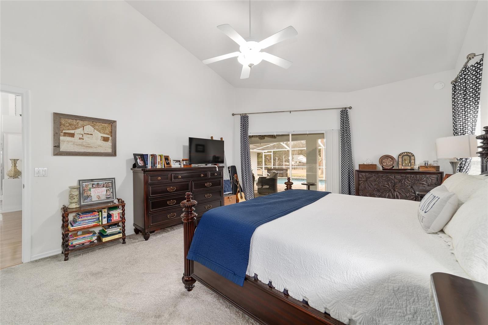 SILVER MEADOWS - Residential