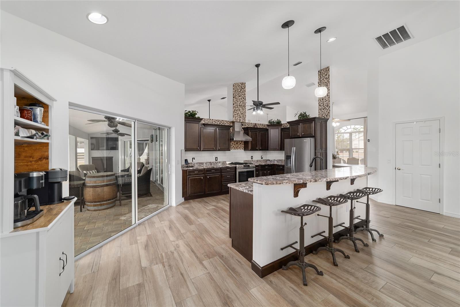 SILVER MEADOWS - Residential