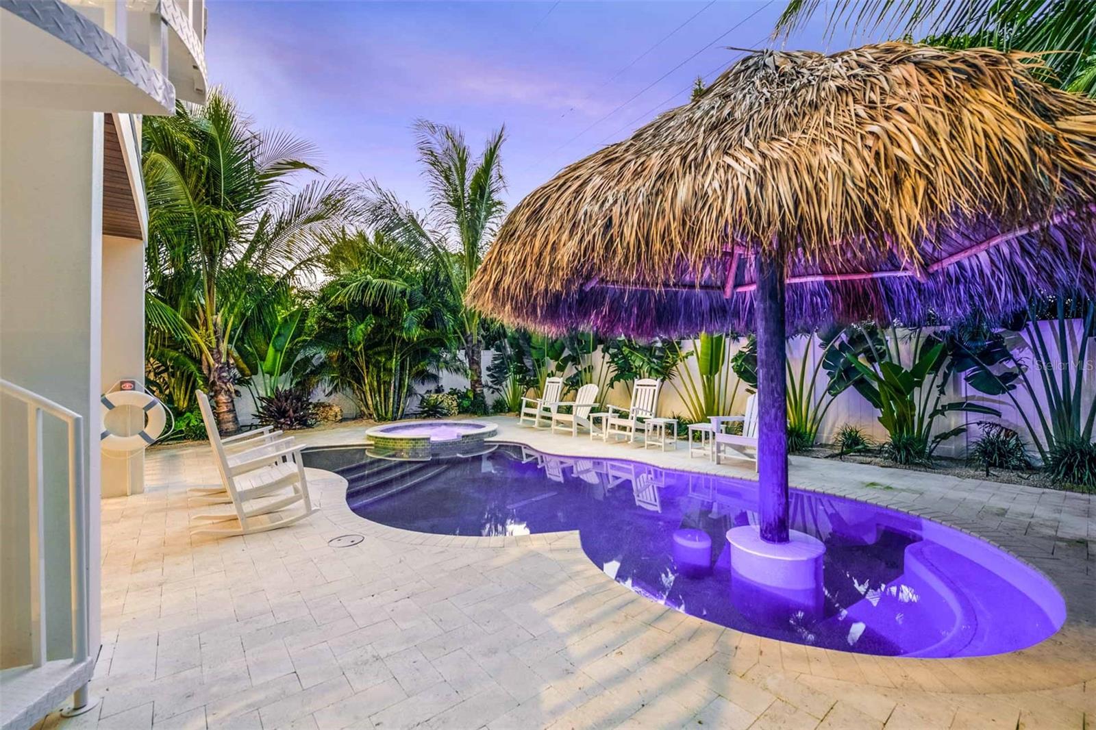 221 GRANT DRIVE